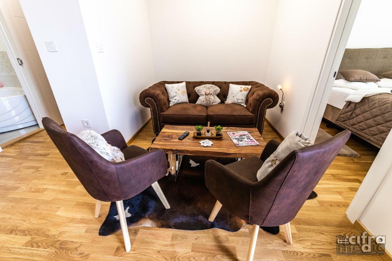 Apartmani Alexandar15 Újvidék Kültér fotó